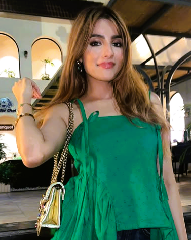 Aditi Hundia: From Pageant Queen to Viral Entrepreneur